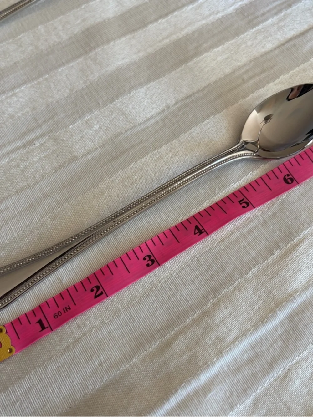 Wallace CONTINENTAL BEAD Place Oval Soup Spoons Stainless (Set of 6) 7 3/4